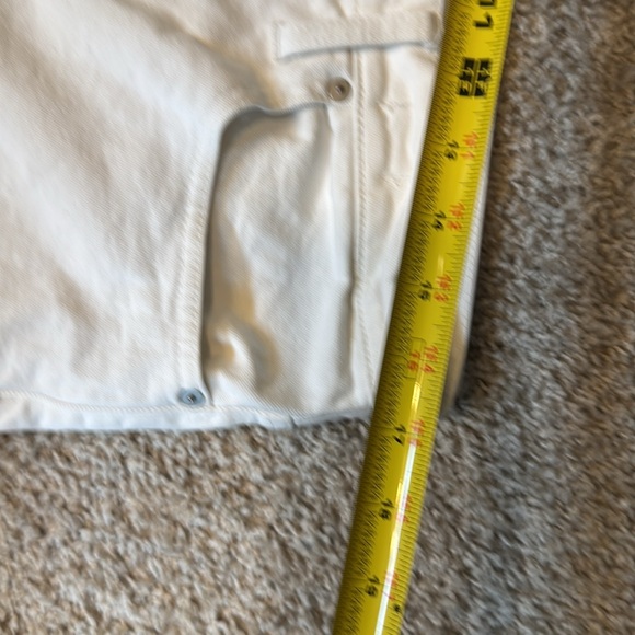 Madewell The High-Rise Slim Boyjean in Tile White - Picture 14 of 16